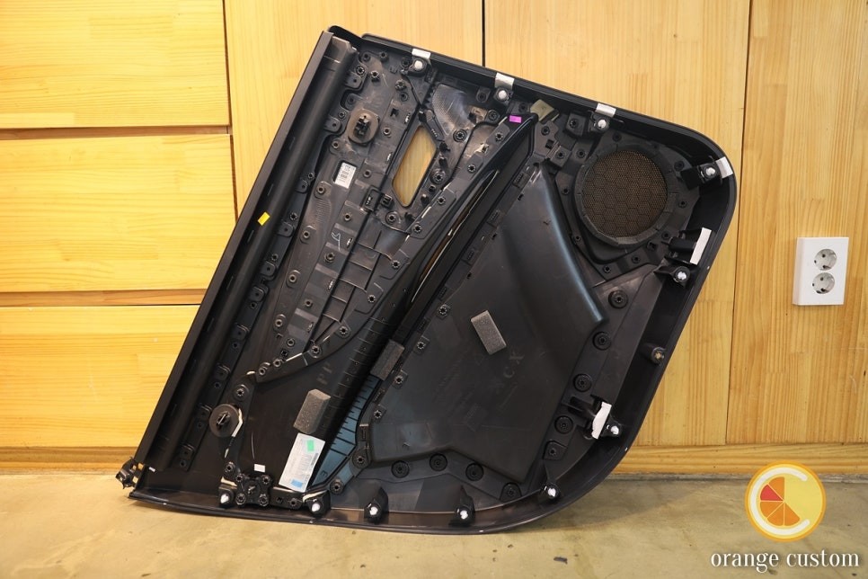 푸조 5008 방음 작업을 통해 완벽한 패밀리 SUV로 거듭나다 / 서울 용산