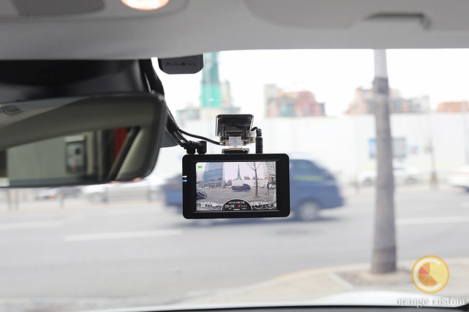 테슬라 모델 3, 세인트 아모 써밋으로 시공한 색감 감상해 보세요.