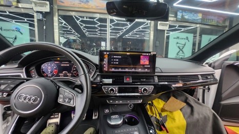 2019 A5 스포트백 안드로이드 내비게이션시스템 아이나비 카인원 프로맥스 12.5인치 해외 직구 모니터 설치 고수 1인 시공