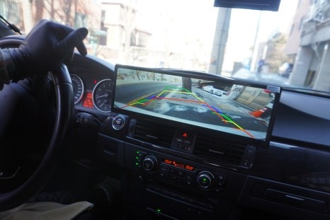 BMW E 바디 3시리즈 328 컨버터블 해외 직구 안드로이드 올인원 15인치 와이드 모니터 교체  신형 스마트키 이지가드 설치 작업