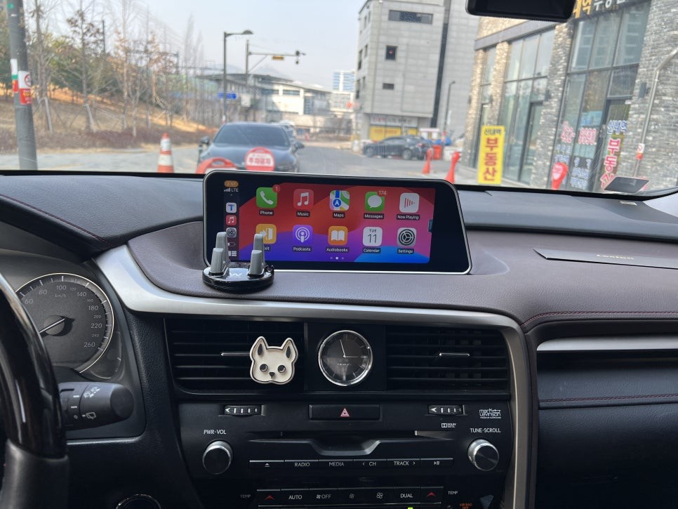 렉서스RX 19년 차량에 렉시온 안드로이드올인원과 풀스크린 어라운드뷰 시공