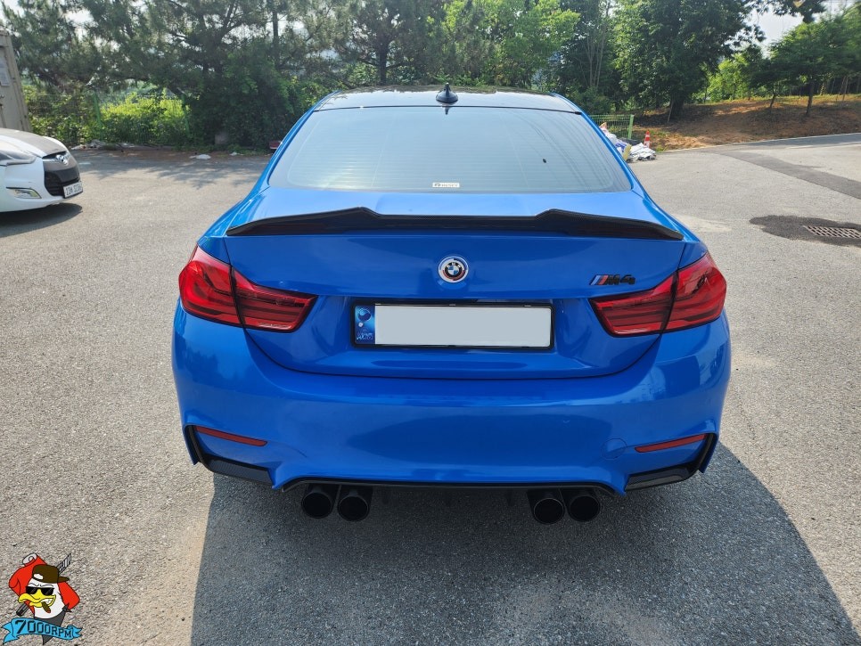청주 랩핑샵 7000rpm BMW M4 
