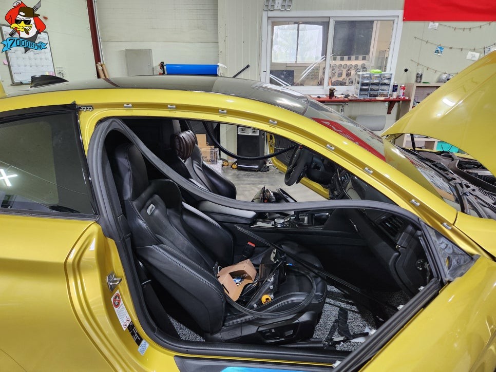 청주 랩핑샵 7000rpm BMW M4 