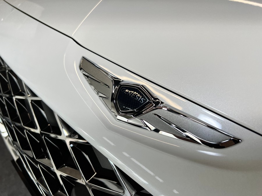 제네시스 GV80 유리막 코팅 작업.