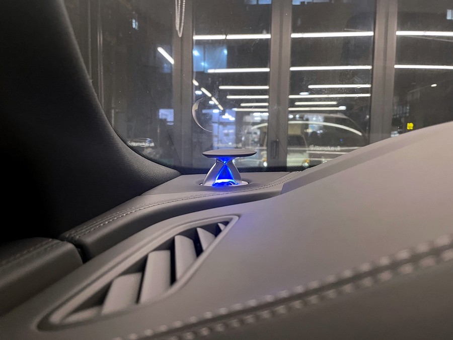 아우디 Q8 50TDI 업다운 엠비언트 연동 트위터 세트. 화려한 퍼포먼스 업다운 트위터.