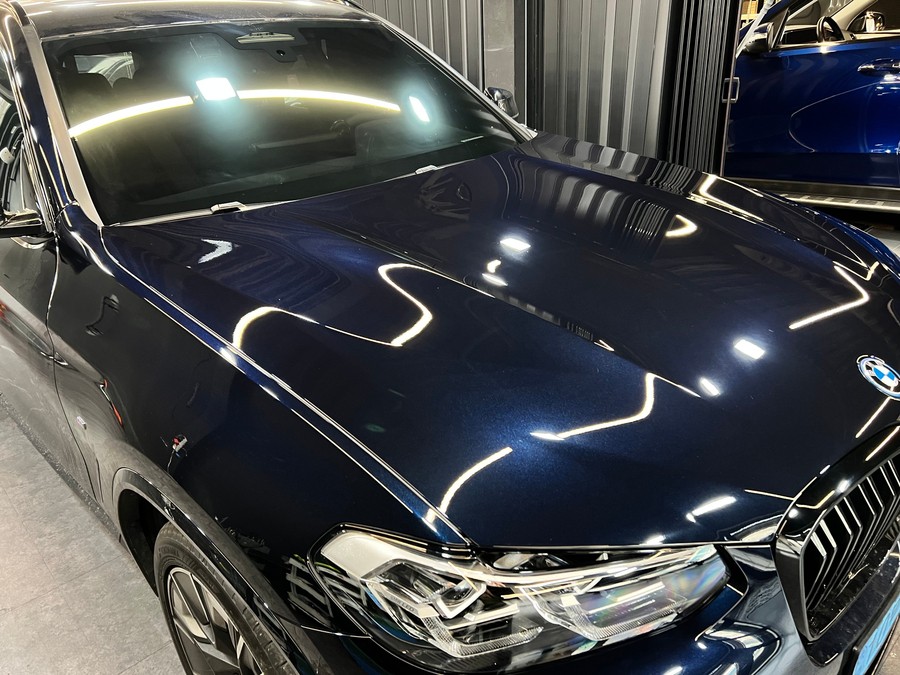 BMW iX3 본넷 PPF + 크롬죽이기 블랙팩 작업.