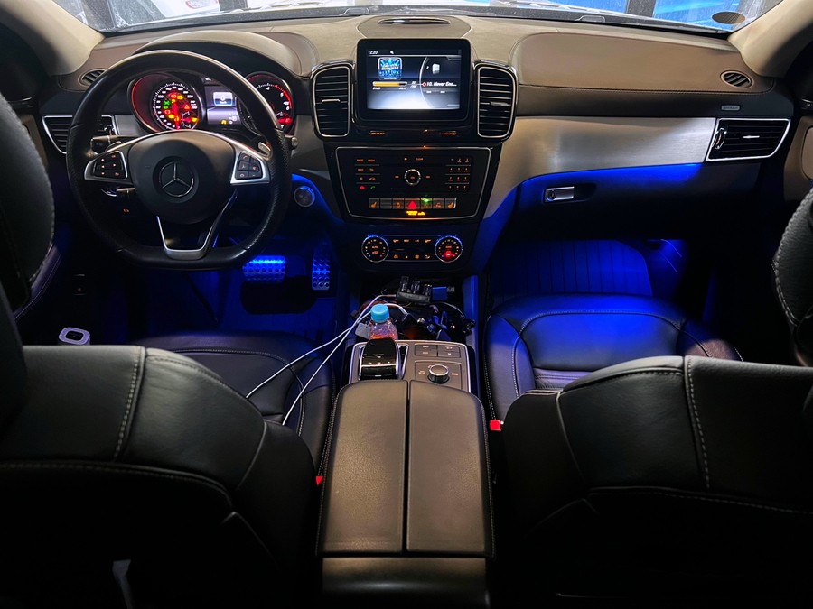 벤츠 W166 GLE쿠페 GLE350d 리츠 스마트 엠비언트 설치.