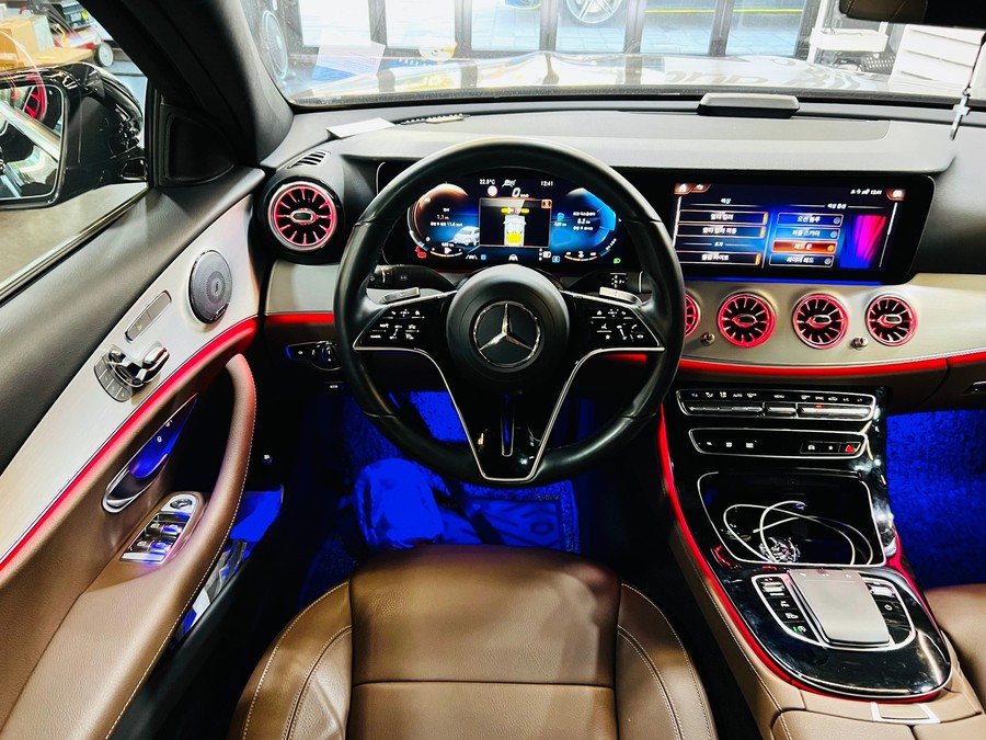 벤츠 E250 엠비언트 확장하기 ( 와이드콕핏+송풍구).