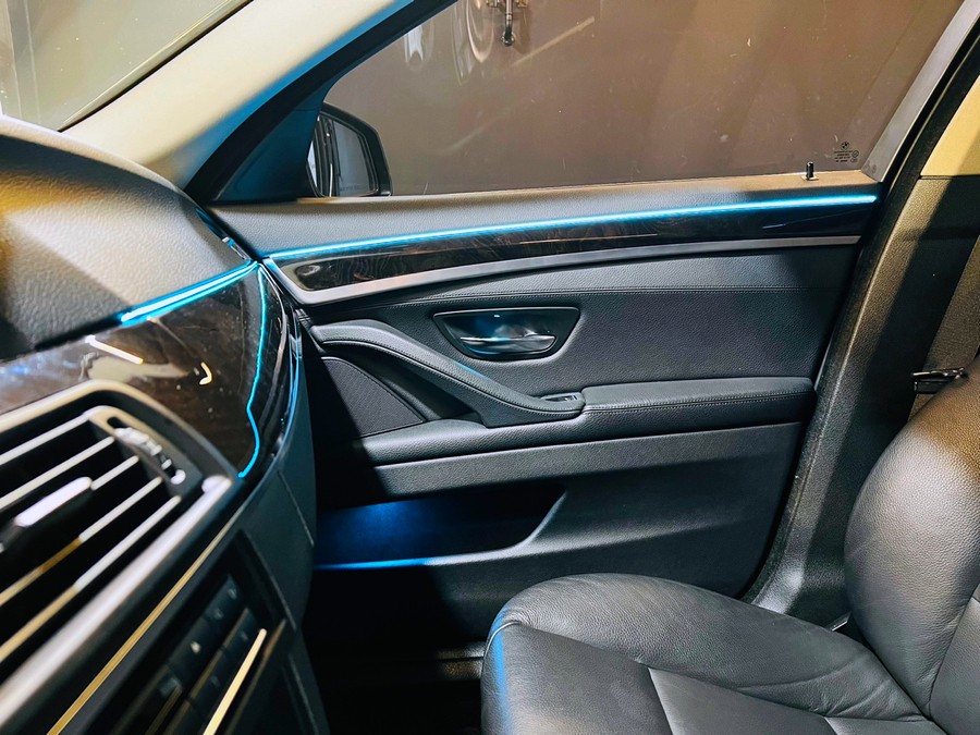BMW F10 5시리즈 엠비언트 인테리어 리츠 2세대.