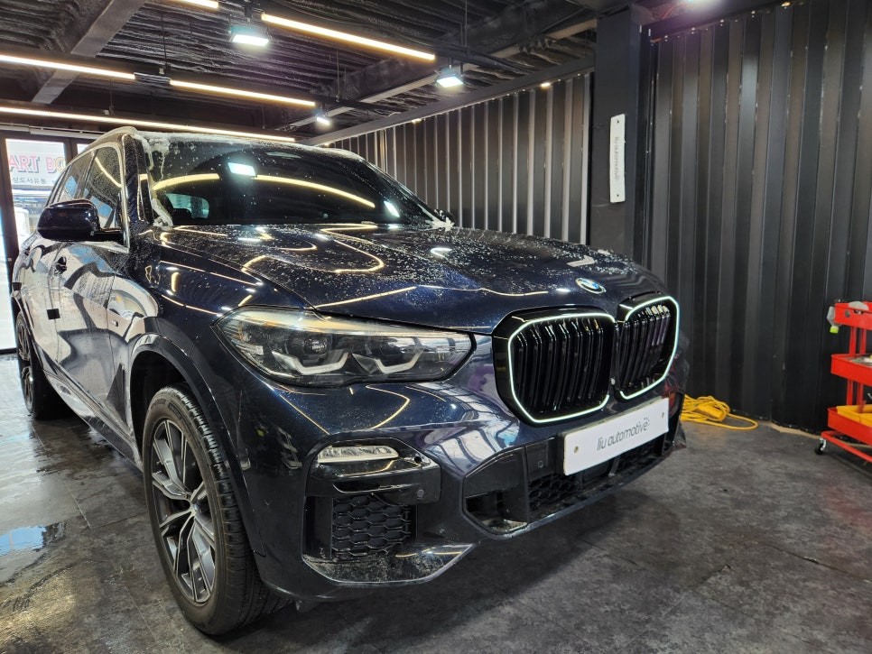 BMW X5 아이코닉글로우 그릴 G05 + 센터 스피커.