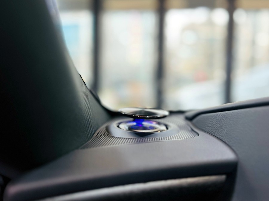 렉서스 ES300h 업다운 엠비언트 트위터.