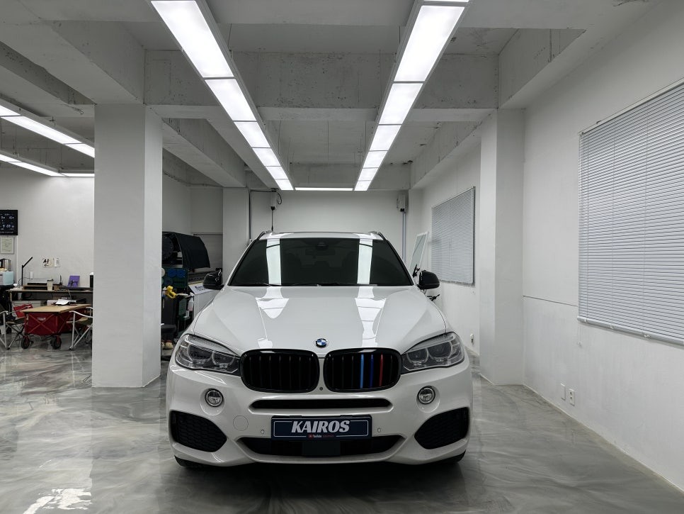BMW X5 실내랩핑 부분랩핑 잘하는곳은 카이로스 하남본점! / 하남 망월동