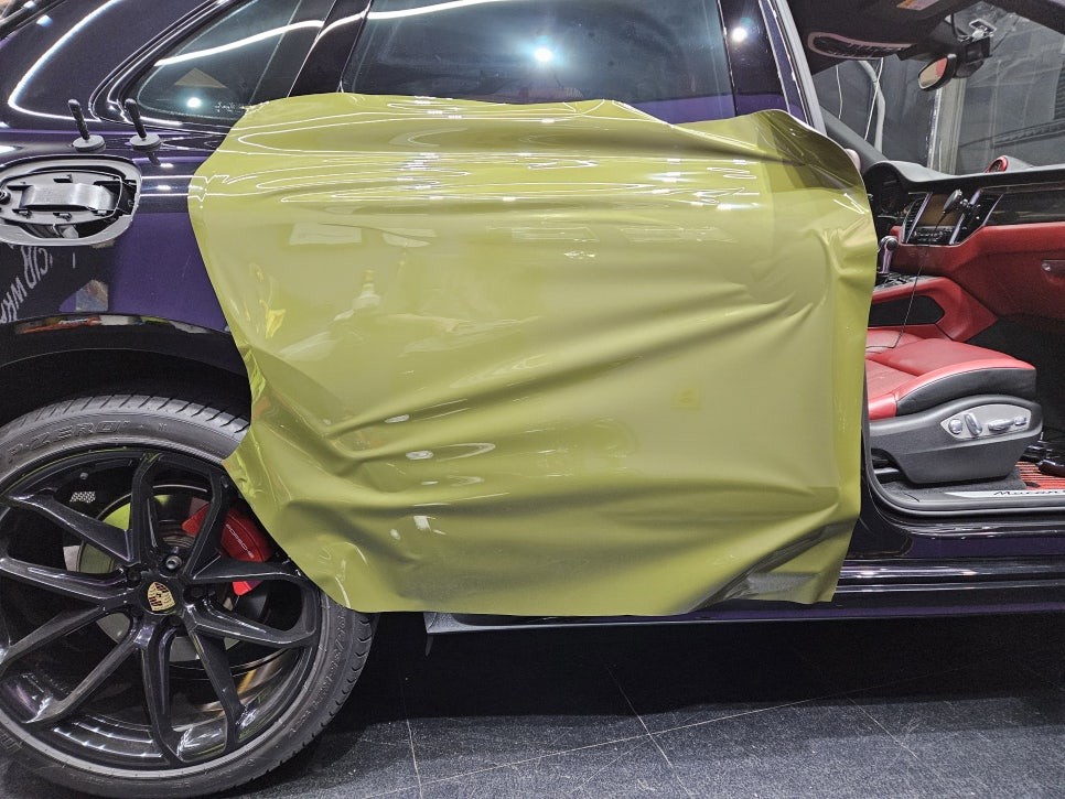 포르쉐 마칸 GTS 랩핑 제거 후 재시공 디테일 / 서울 송파구 문정동