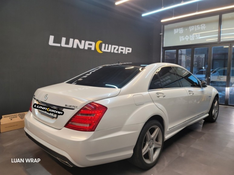 벤츠 W221 S 클래스 에이버리 화이트 펄 전체 랩핑 시공기! / 김포 김포한강7로