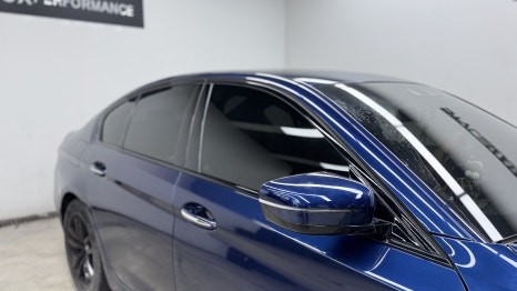 청라랩핑샵 BMW G30 5시리즈 윈도우 몰딩 크롬 딜리트 시공 - 럭스 퍼포먼스 / 인천 서구