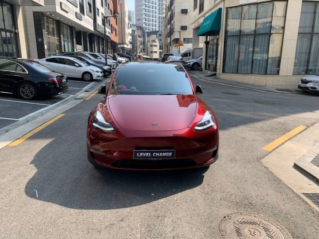 테슬라 모델 Y 오토 벨벳 AV 리퀴드 메탈 뱀파이어 레드 전체랩핑 / 서울 중랑구