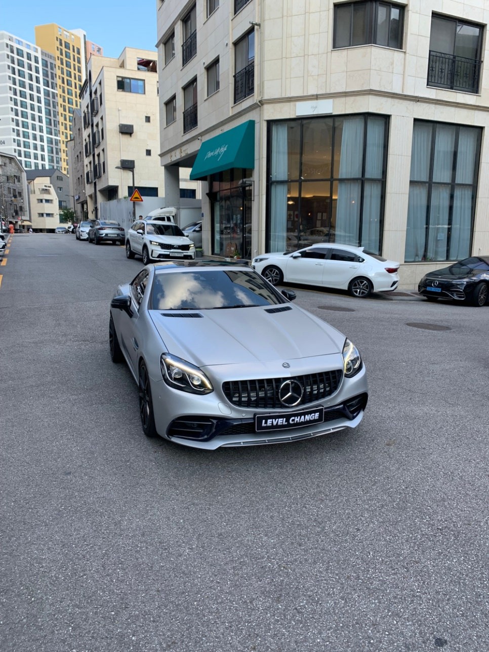 벤츠 SLC 에이버리 사틴 실버 메탈릭 전체랩핑 시공기 중랑구랩핑 / 서울 중랑구