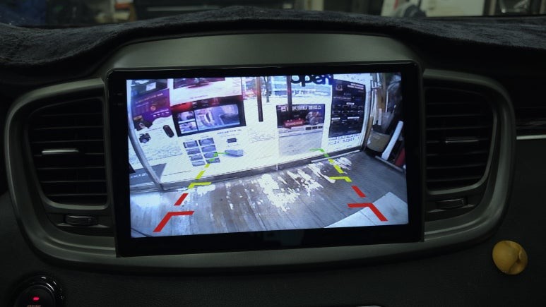 올뉴쏘렌토 켈란 안드로이드올인원 설치 기존 네비매립 고장으로 탈거후 장착