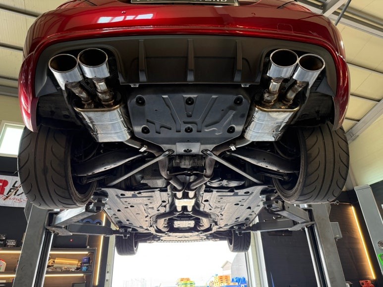 벤츠 SLK55 AMG 전자식 커스텀 가변배기 세팅 !타샵 미드라인과 배따기 순정 엔드 제거 후 파워풀한 AMG 사운드 연출 - 춘천 매드모터스 춘천배기 춘천맵핑
