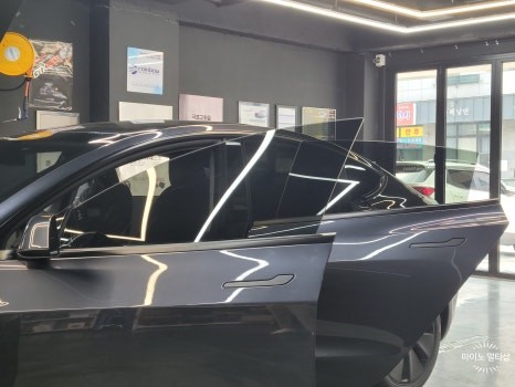 향남썬팅 테슬라 모델3 하이랜드 뒷유리 풀 시공할 수 있는 곳은?! / 경기 화성