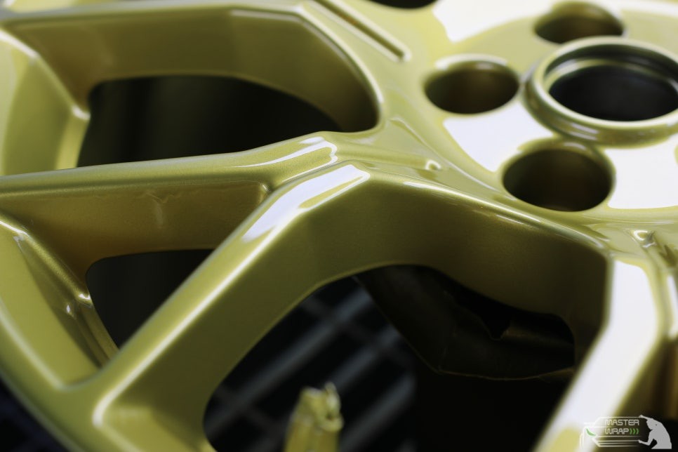 포드 머스탱 골드 휠 도색, 용인 휠도색으로 완성한 유니크한 존재감 / 수원 인계동