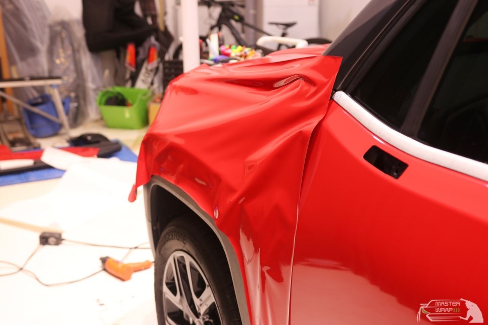 Jeep 레니게이드 자동차 전체랩핑, 카마인 레드로 색다른 변신 / 수원 인계동