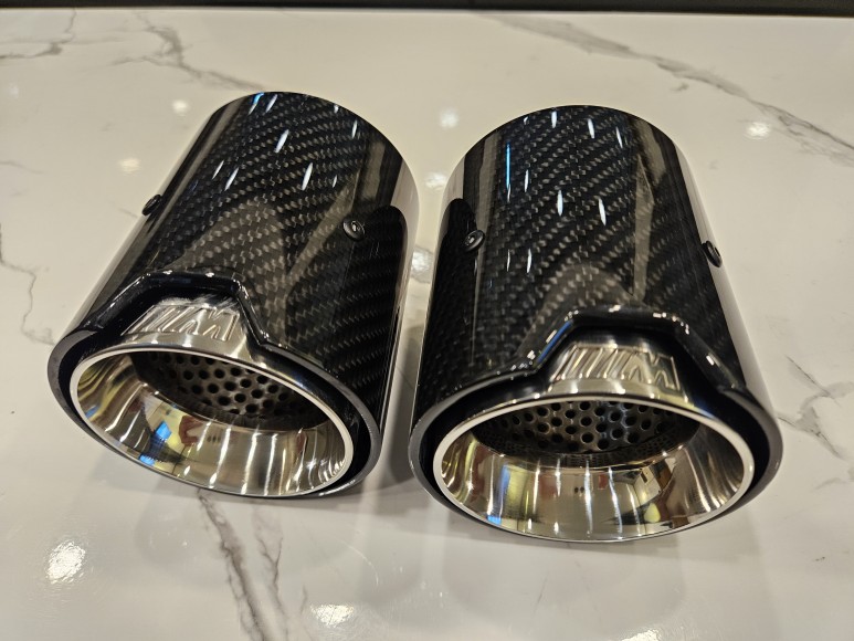 [BMW] M퍼포먼스 순정형 유광 실버 싱글 배기팁 / 충청 금산