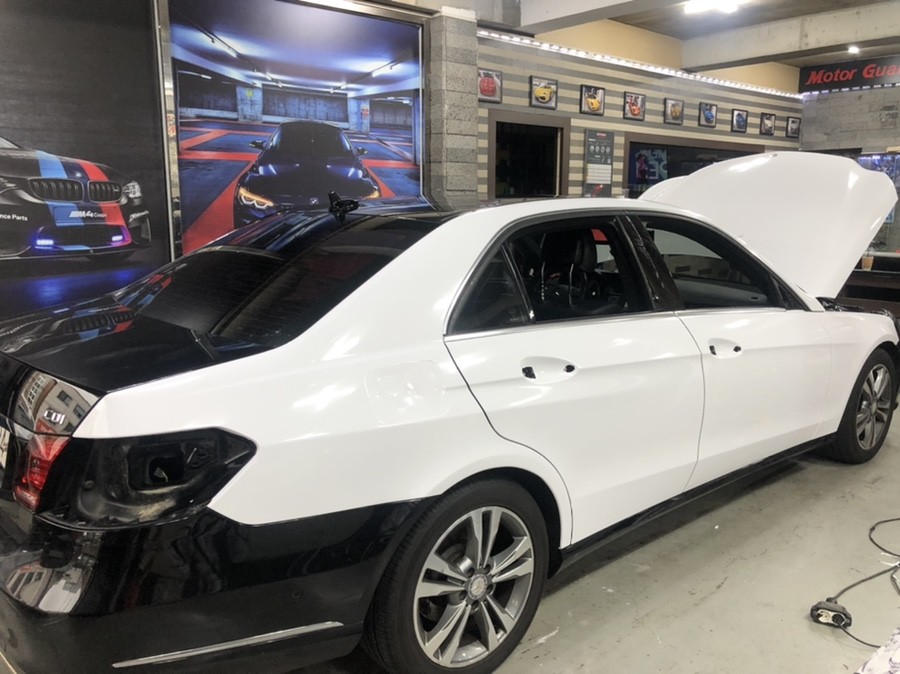부천 벤츠 e220d 실내카본랩핑+ 전체랩핑으로 업그레이드하기!