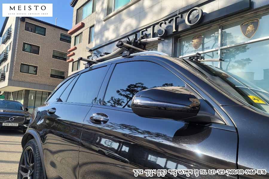 자동차랩핑 벤츠 GLC220d 창틀 크롬죽이기 블랙유광 시공