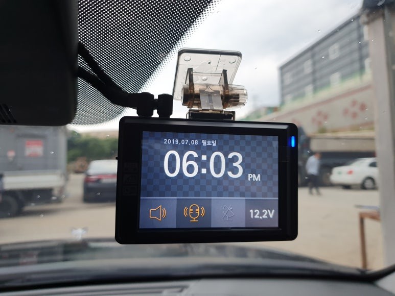 기장블랙박스 / 대형차 블랙박스 《 현대 에쿠스Vi 아이패스 아이트로닉스 N9 2채널 블랙박스 출장 시공 》 / 부산 기장