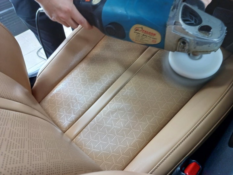 인천 자동차 외장관리 전문점 / 신차 패키지, 가죽코팅, 가죽이염제거, 실내크리닝 전문 / 인천 부평, 부천