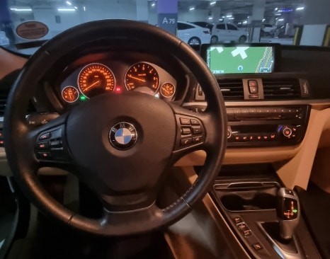 부산 BMW 3GT M핸들 + 15인치 올인원 + 신형 디지털계기판 시공