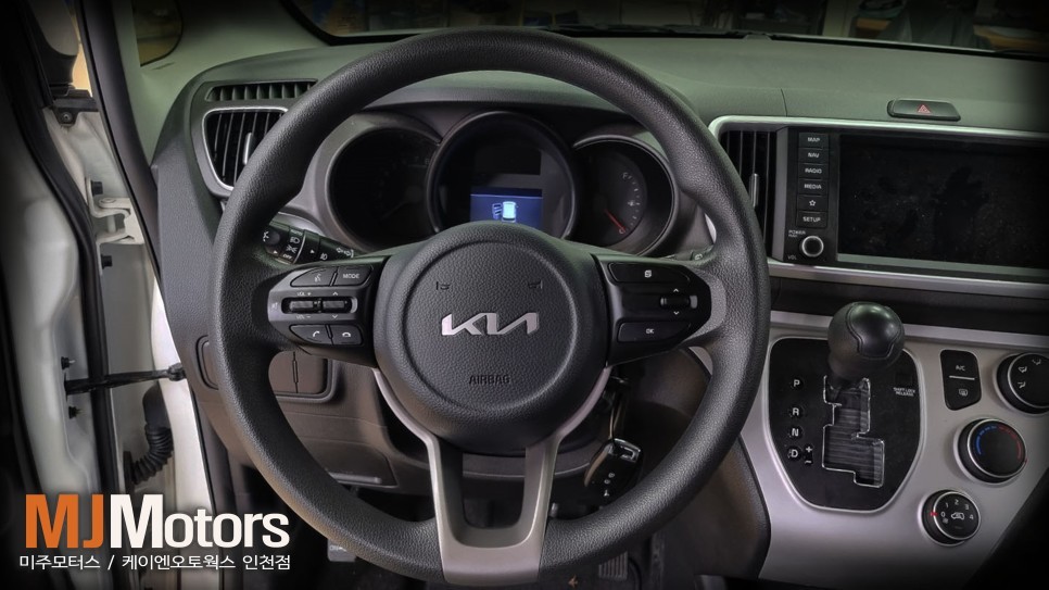2023 페이스리프트 기아 레이 열선 스티어링 휠 핸들 모비스 순정 옵션 튜닝기 / 인천, 미추홀