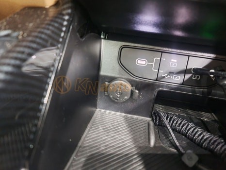 쏘렌토 MQ4 1열 시거잭, 활용도 높이는 편의 사양! / 남양주시 오남읍