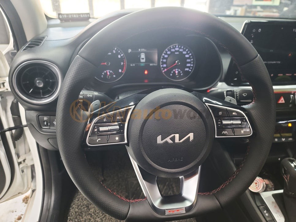 K3 세단, GT라인 순정 D컷 핸들 교체 후 패들시프트 기능 활성화 / 남양주시 오남읍