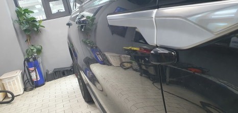 송파 KIA MQ4 SORENTO HYBRID - 지속적인 주차테러로 쏘렌토에 만도 4채널 블랙박스와 보조배터리 S12 장착! / 잠실, 삼전, 송파