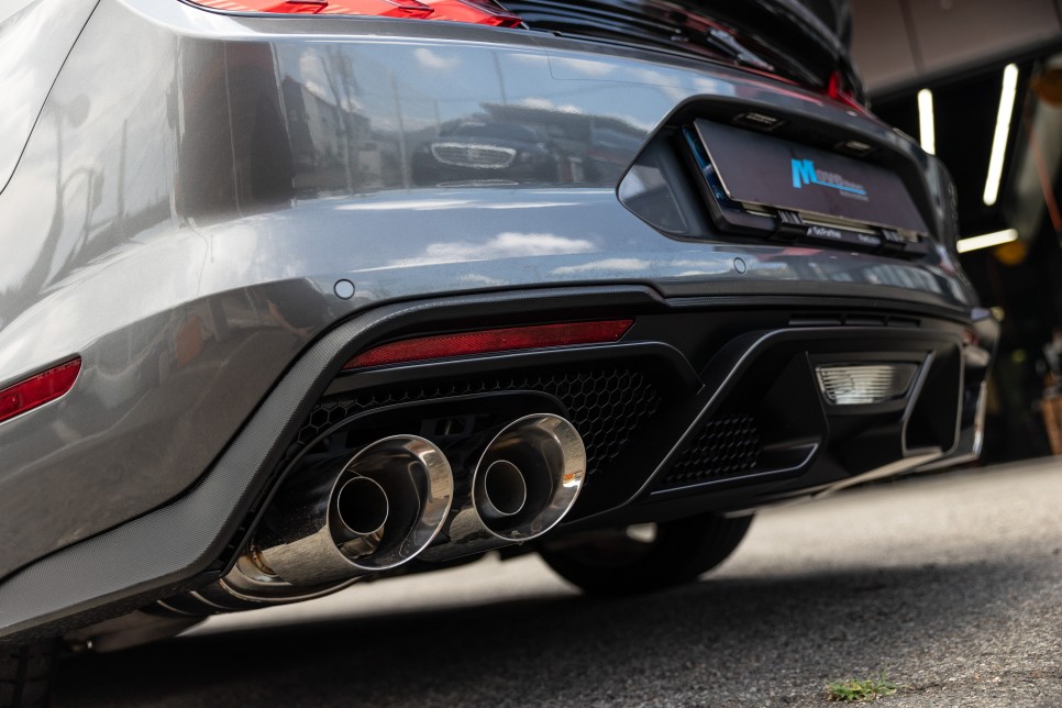 [포드 머스탱 2.3T 에코 부스트] 쉘비 GT500 스타일 바디킷 + 캘리퍼 도색 + 커스텀 가변 배기 / 포드 / 머스탱 / 부산 기장군