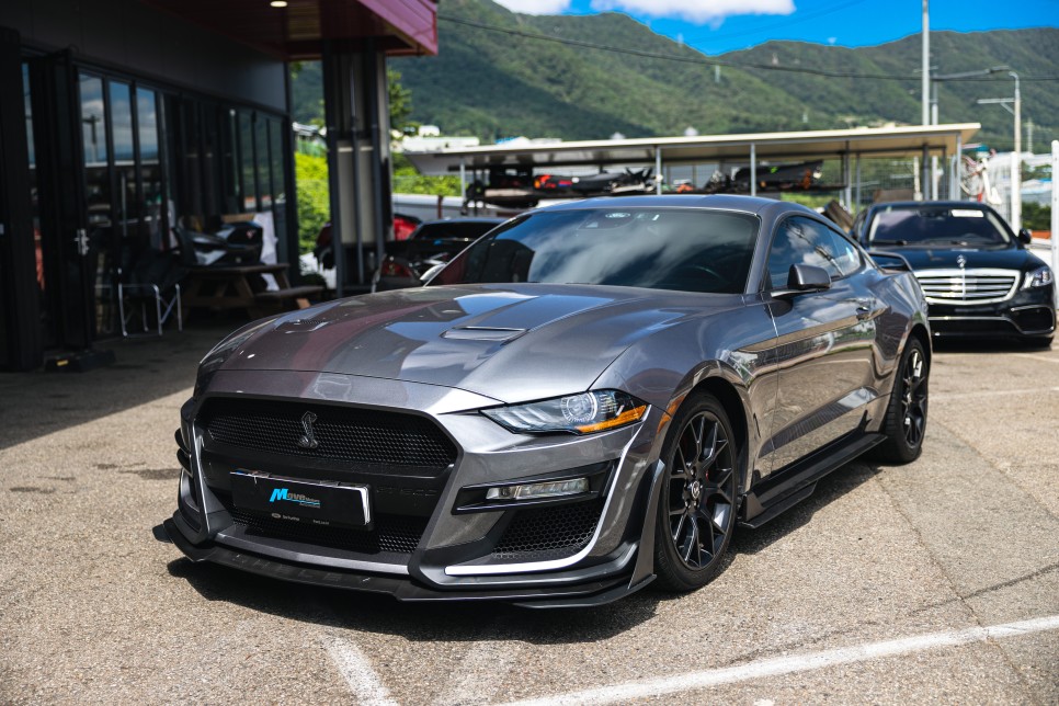 [포드 머스탱 2.3T 에코 부스트] 쉘비 GT500 스타일 바디킷 + 캘리퍼 도색 + 커스텀 가변 배기 / 포드 / 머스탱 / 부산 기장군