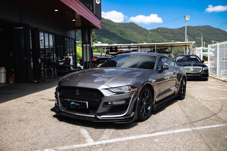 [포드 머스탱 2.3T 에코 부스트] 쉘비 GT500 스타일 바디킷 + 캘리퍼 도색 + 커스텀 가변 배기 / 포드 / 머스탱 / 부산 기장군