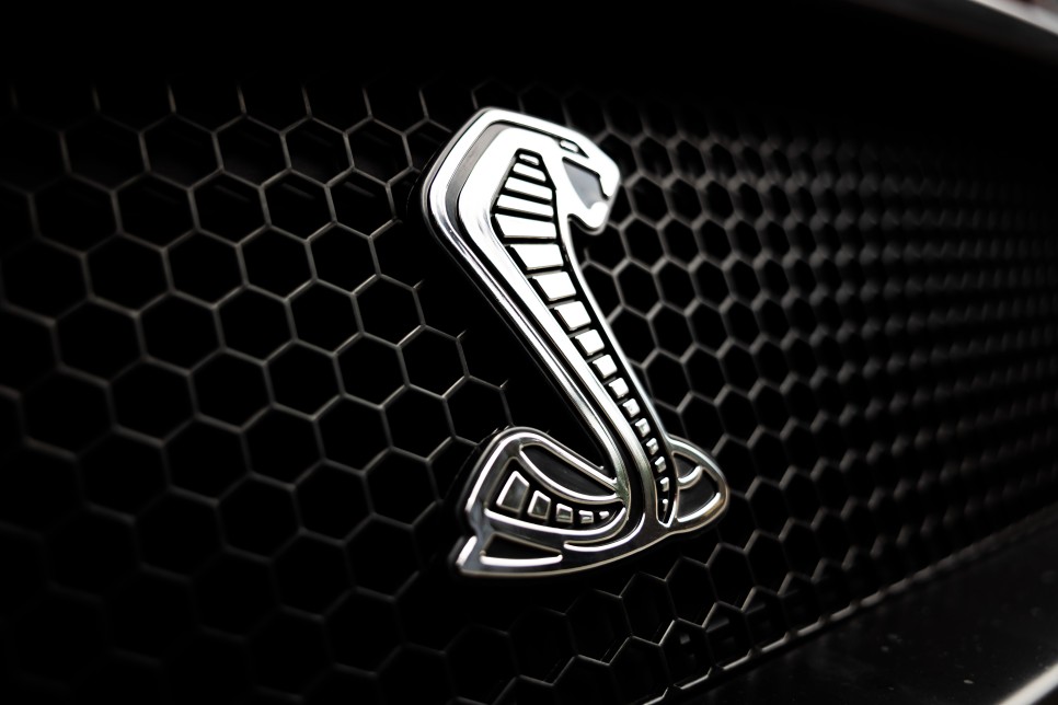 [포드 머스탱 2.3T 에코 부스트] 쉘비 GT500 스타일 바디킷 + 캘리퍼 도색 + 커스텀 가변 배기 / 포드 / 머스탱 / 부산 기장군