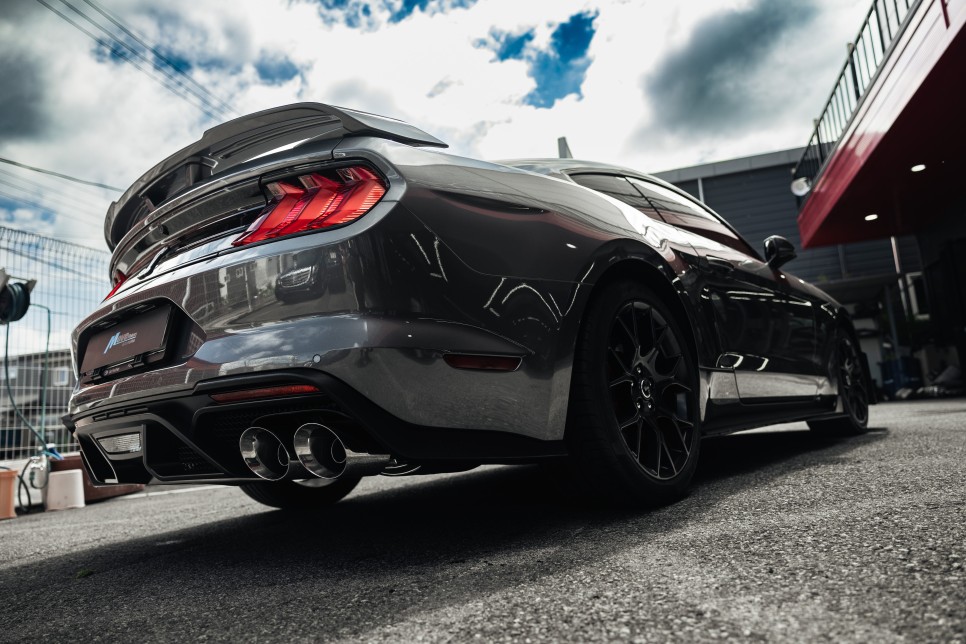 [포드 머스탱 2.3T 에코 부스트] 쉘비 GT500 스타일 바디킷 + 캘리퍼 도색 + 커스텀 가변 배기 / 포드 / 머스탱 / 부산 기장군