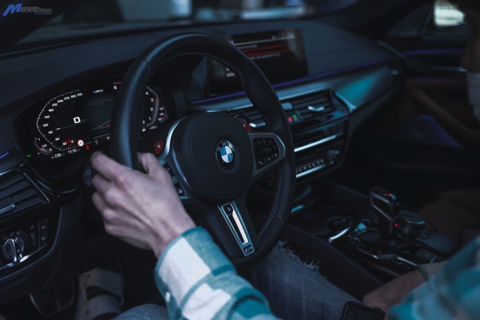 [BMW F90 M5] 팝콘 배기음 증폭 BMW F바디 G바디 순정 가변밸브 제어 모듈 리버스워크 보펜 장착 / 부산 기장군