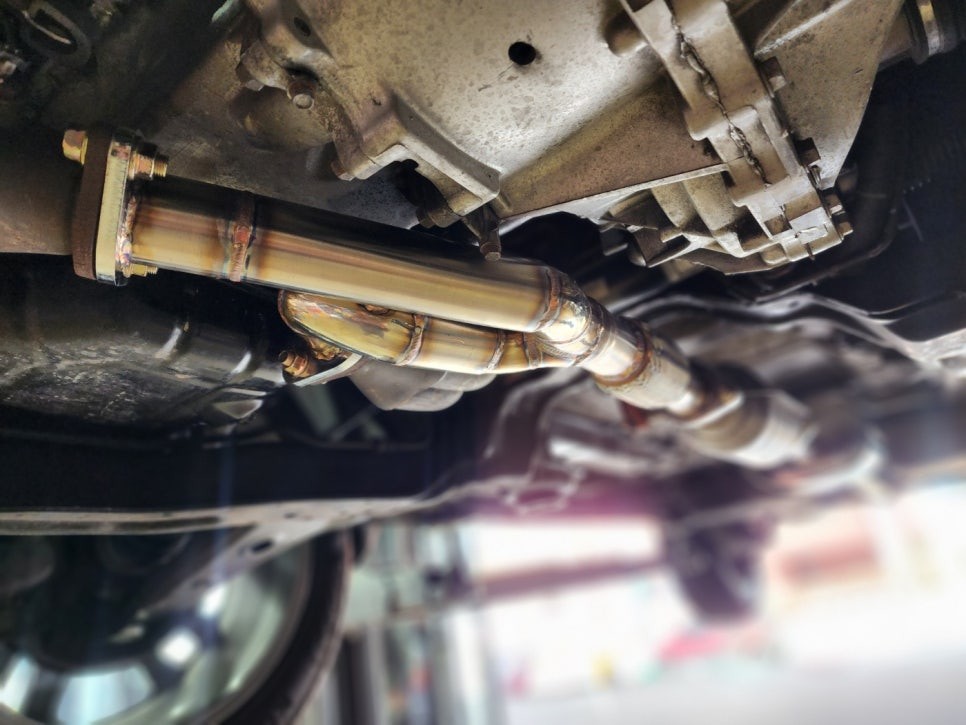 [싼타페CM] 엘리사 2.7 엔진 스왑된 차량의 싱글 가변 배기 장착 / 부산 기장군