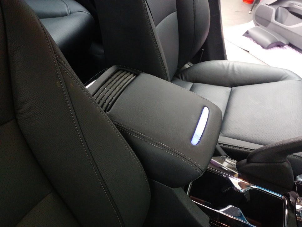 핫 아이템!!! 국내1호 혼다어코드 차량 순정형 공기청정기 장착하기.