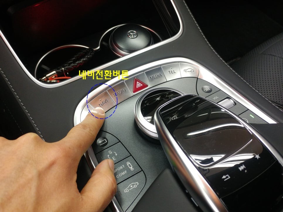서울 / Benz S500 차량에 HDMI고화질 네비매립이 가능한 N-LINK2 셋탑형 터치구현. / 서초구 서초동 / 강남.송파.서초.동작.강동
