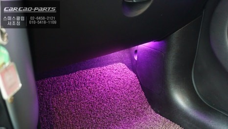 미니 컨트리맨 실내 분위기를 좌우하는 엠비언트라이트 LED튜닝 작업. / 서초구 서초동