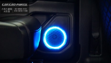 시각적인 퍼포먼스와 다양한 실내 연출이 가능한 익스플로러 차량 엠비언트라이트 튜닝. / 서초구 서초동