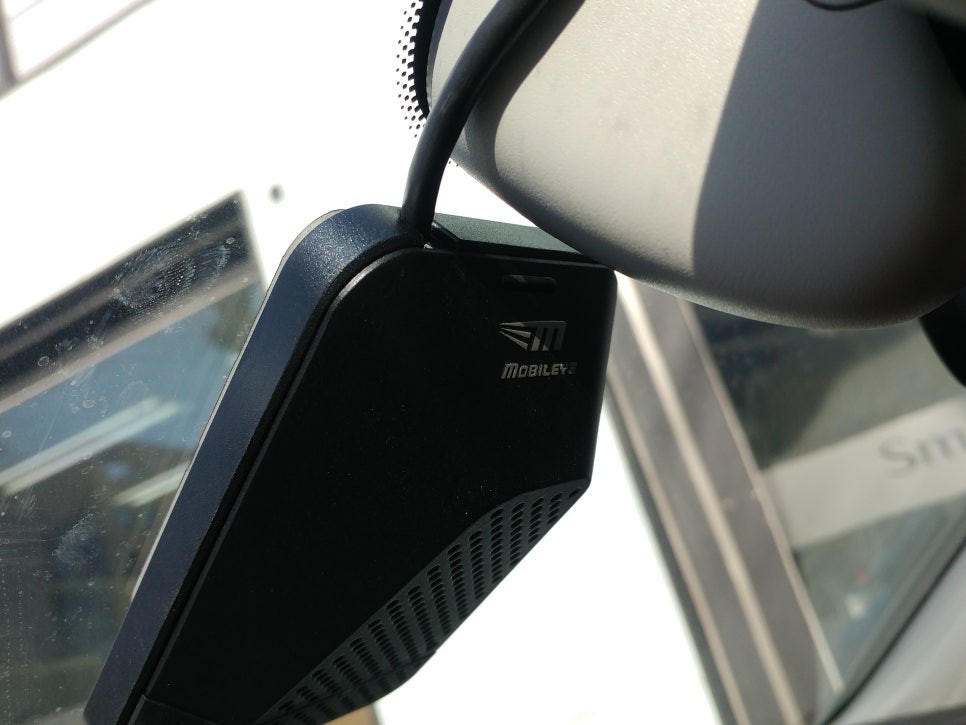 전 세계 독보적인 첨단 운전자 지원시스템 &quot;MOBILEYE630&quot; 아우디A6 차량 장착.