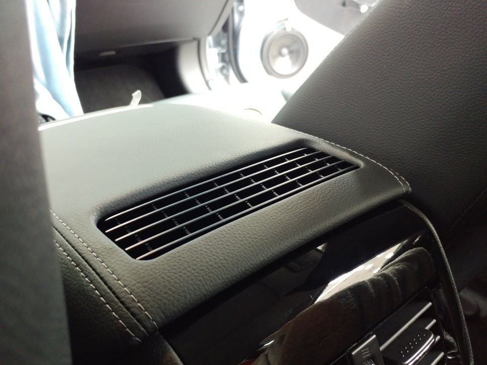 핫 아이템!!! 국내1호 혼다어코드 차량 순정형 공기청정기 장착하기.