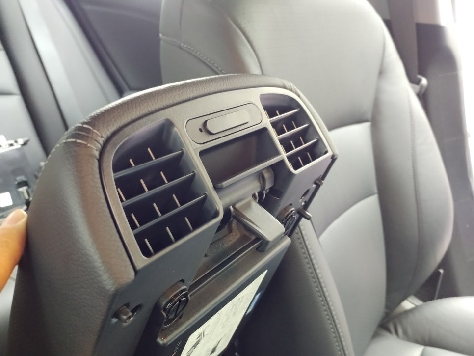 핫 아이템!!! 국내1호 혼다어코드 차량 순정형 공기청정기 장착하기.